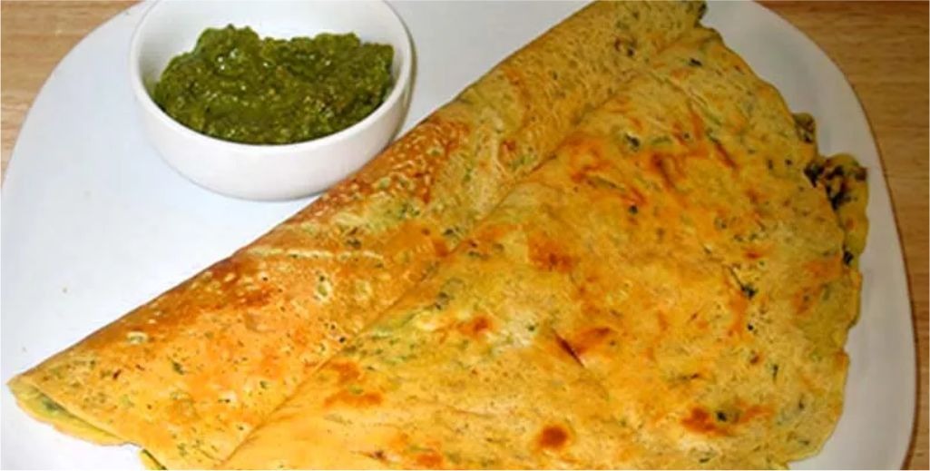Ready to eat jowar cheela with green chuteny